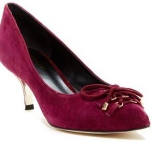 Nicole Miller Artelier Simon pump.  NWT.